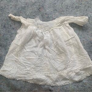 Antique white cotton infant baby dress nightgown w/ animal duck lace inlay